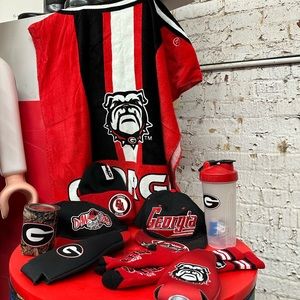 Georgia couple memorabilia Bulldogs
